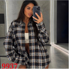 Стильна жіноча трендова сорочка з камінням оптом р.3XL-6XL Китай